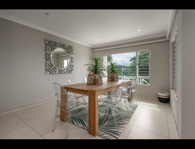 3 BEDROOM SIMPLEX FOR SALE IN LA LUCIA